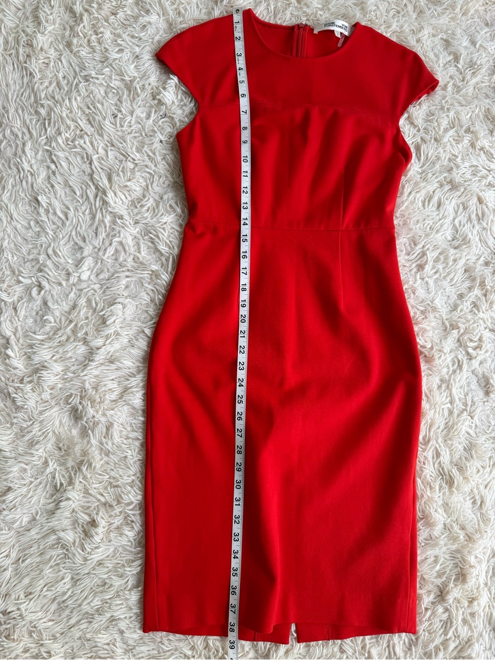 Diane von Furstenberg Red Sheath Dress Cap Sleeve Career Cocktail Size 0 - Picture 5 of 7